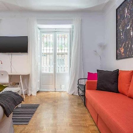 Apartamento Confortable En Atocha Apartment Madrid Bagian luar foto