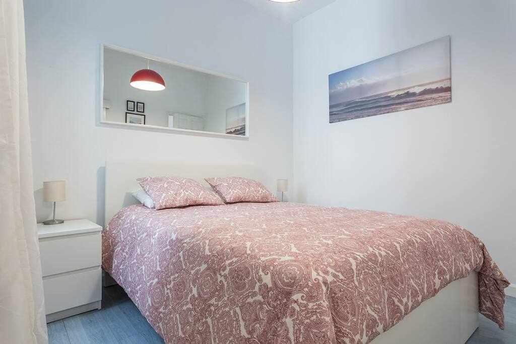 Apartamento Confortable En Atocha Apartment Madrid Bagian luar foto