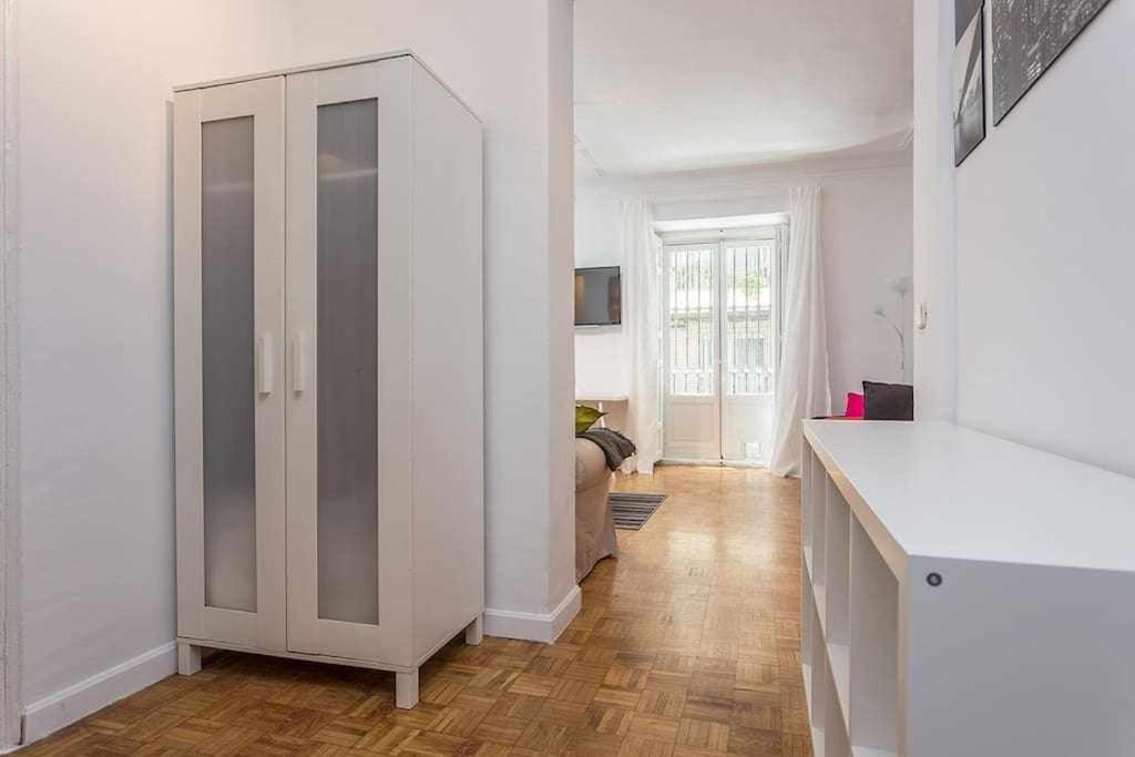 Apartamento Confortable En Atocha Apartment Madrid Bagian luar foto