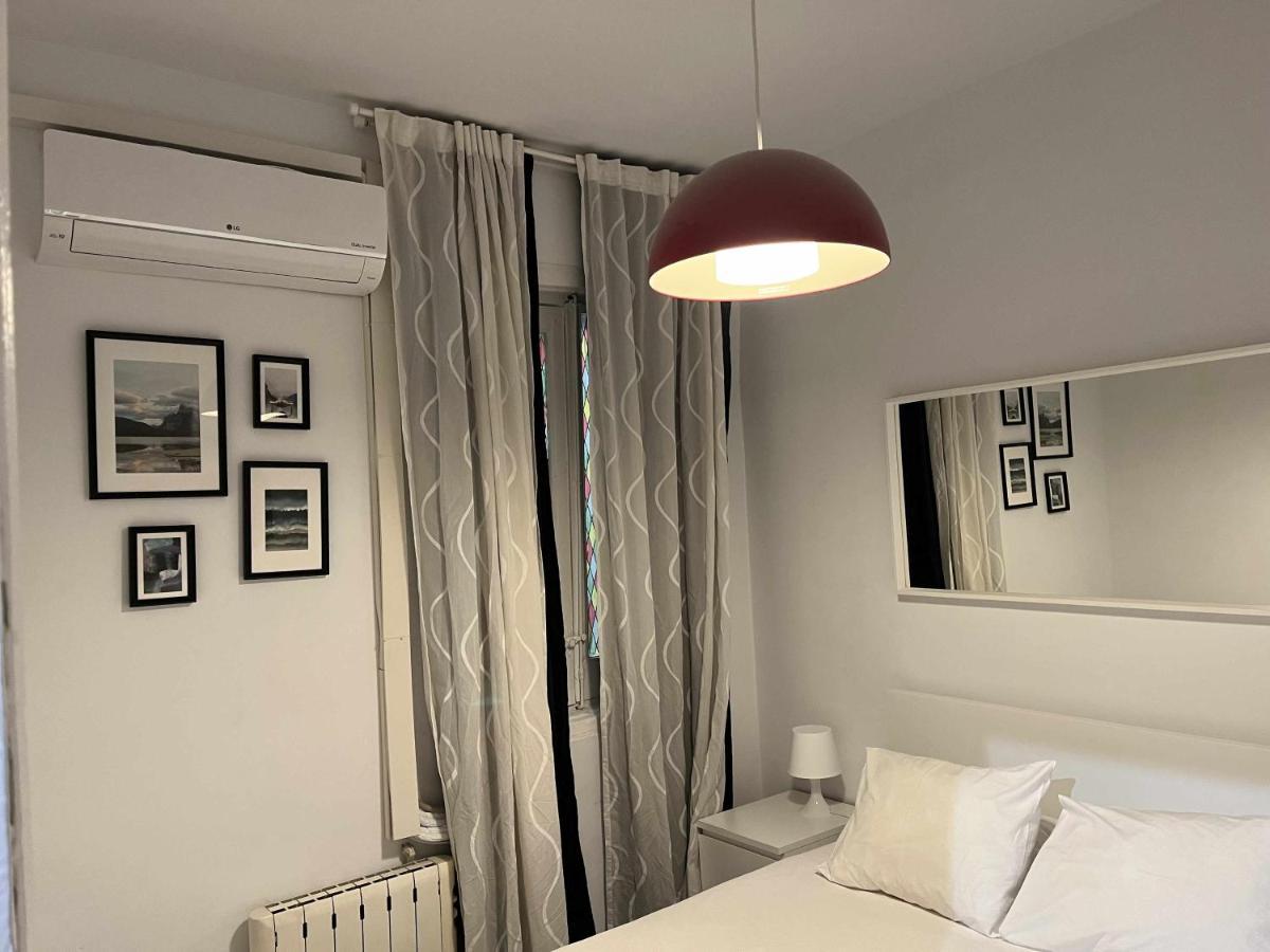 Apartamento Confortable En Atocha Apartment Madrid Bagian luar foto